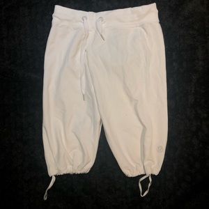 Lululemon Cropped Pants
